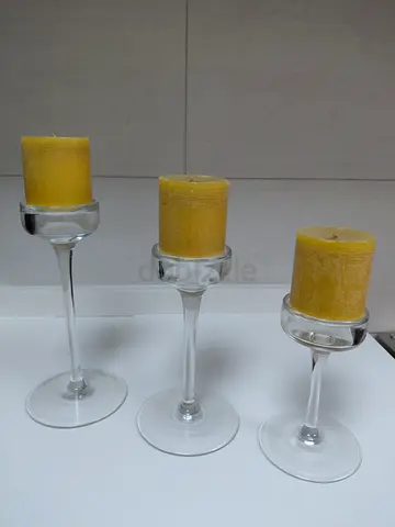 Set of 4 Glass Candle Holders with 3 Yellow Candles