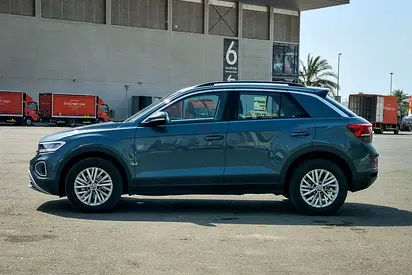 AED 1034/month | 2024 Volkswagen T-Roc  | GCC Specs | Ref#484317