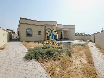Luxurious Stand Alone 5BR villa With Majlis+Maidroom