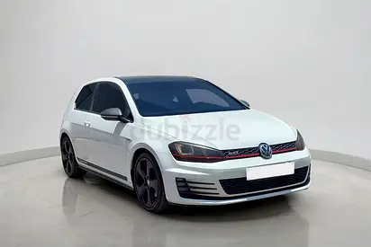 2016 Volkswagen Golf GTI 2.0L | GCC Specifications