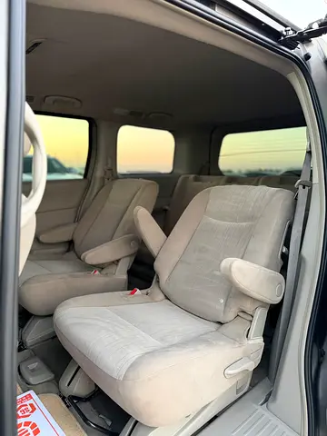 2017 Nissan QUEST 照片 11