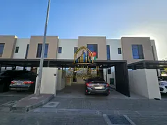 Luxurious 3 bedroom with maid room villa for rent