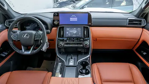 صورة 12 لـ 2026 Lexus LX-SERIES