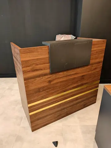 Modern Reception Desk / Cash Counter