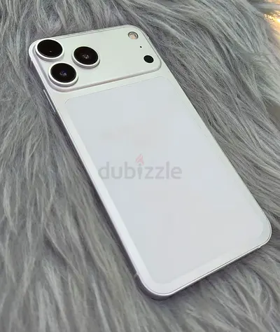 iPhone XSMAX CONVERT 17PROMAX (triple camera) in clear case - good condition
