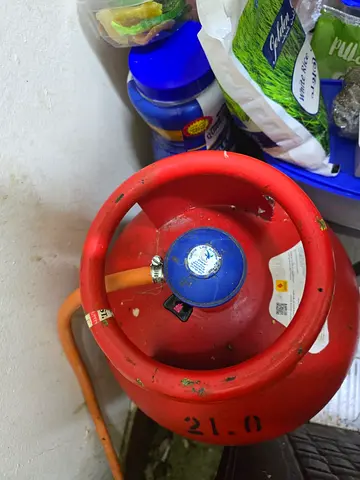 Gas cylinder