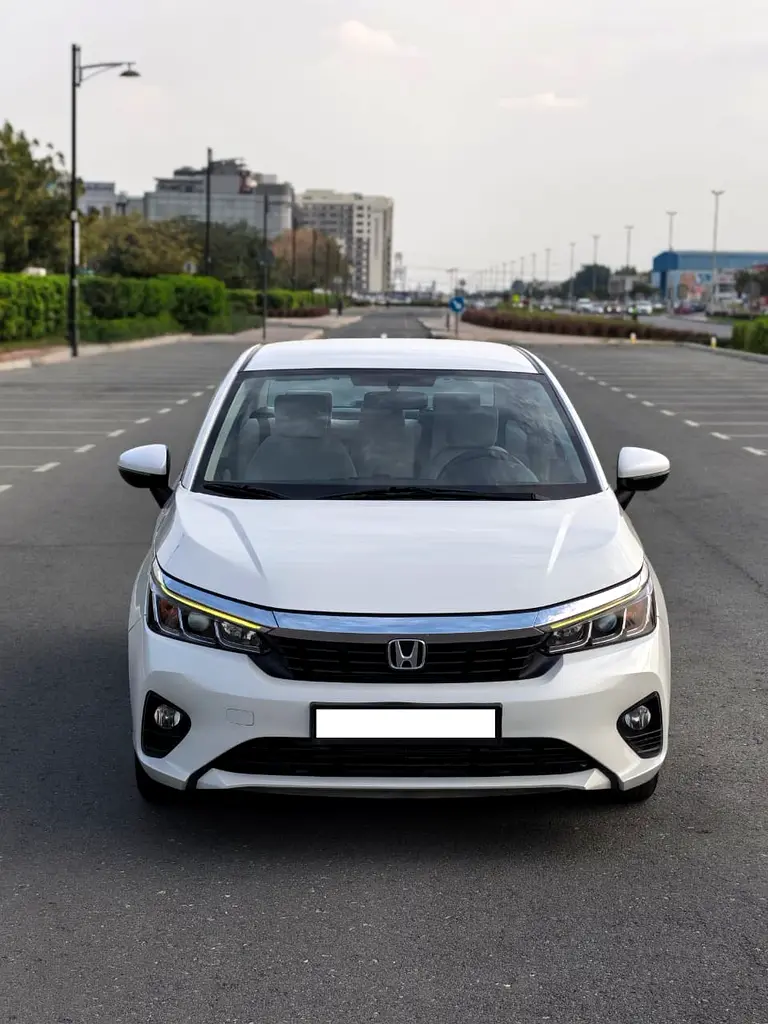 Honda City 2024 — photo 1 of 8