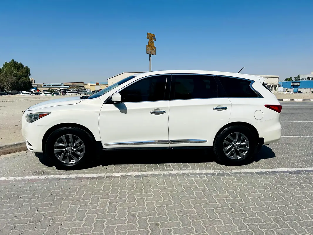 Infiniti JX-Series 2013 — photo 1 of 5