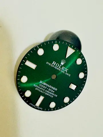 Rolex submariner Emerald Green Color Dial (Rare to find)