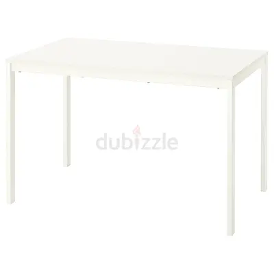 Simple white rectangular dining table - clean modern design