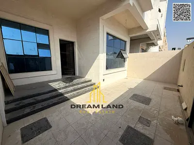 The price includes registration fees. A beautiful townhouse with 5 bedrooms.