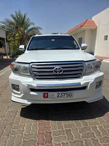 Toyota Land Cruiser GX 2014 GCC Specs - Well Maintained V6