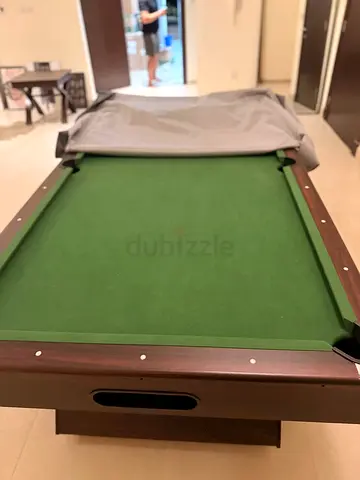 7ft Pool/Billiard Table with Green Felt - Good Condition