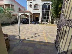 Excellent price | Prime location | Good finishing | Payment facilities | Air conditioning | Excellen