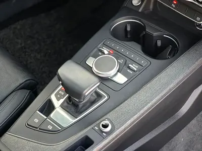 صورة مصغرة 13 لـ 2019 AUDI A4