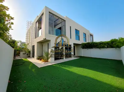 End Unit 4BR | Lawn & Terrace | Maid Room | 200K