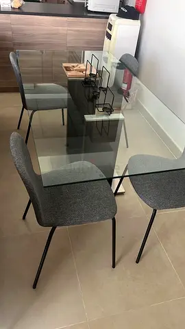 Dining table Pan Emirates