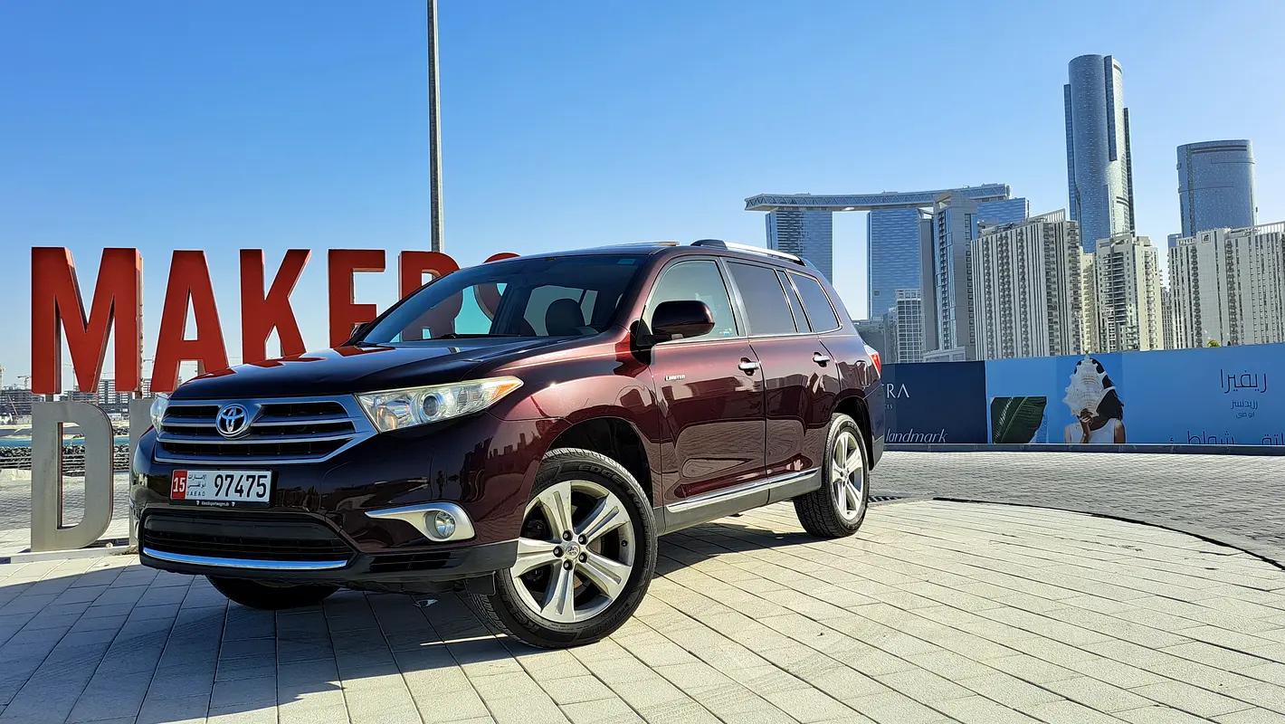 Toyota Highlander 2013 — photo 1 of 9