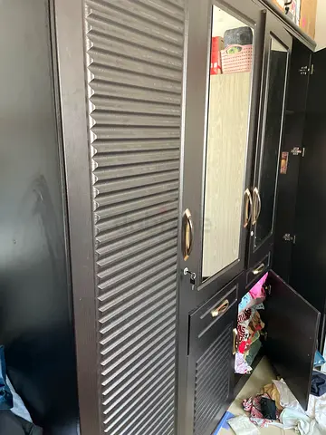 4 door wardrobe