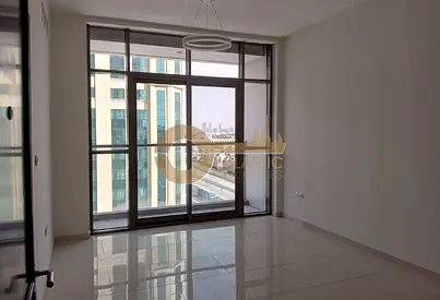 SPACIOUS & BRIGHT | CHILLER IS FREE FOR FIRST YEAR