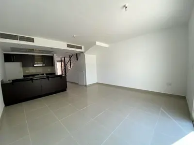 Spacious 3br villa | Single Row | Move In