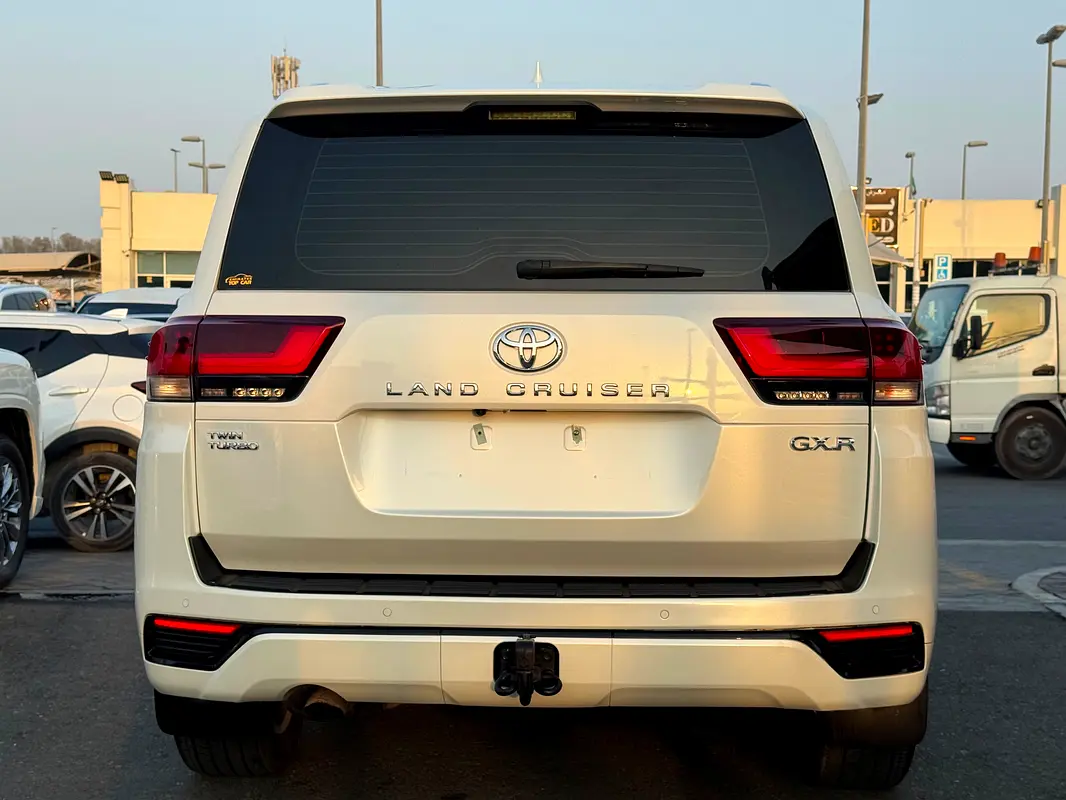 Toyota Land Cruiser 2023