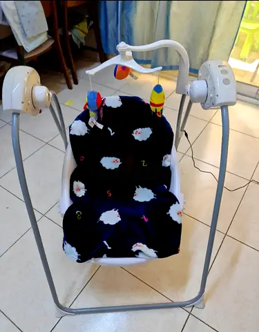 Baby swing