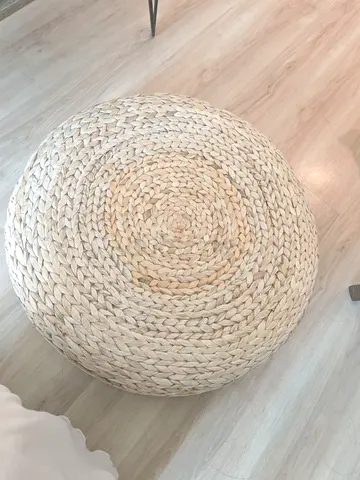 Handwoven Round Natural Seagrass Pouf / Floor Cushion