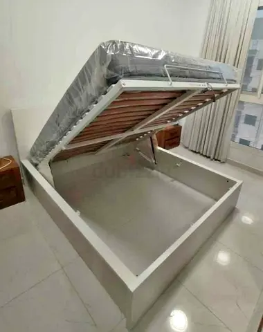 IKEA Malam Ottoman king size size 180×200cm bed with inside full storage and IKEA mattress is availa