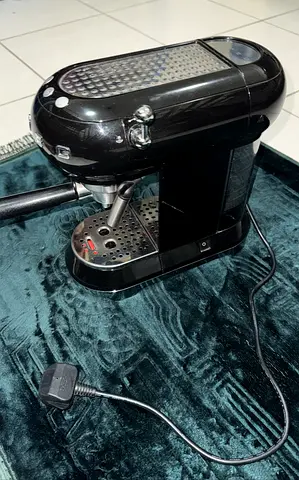 Brand New  Unused SMEG 50s Retro Style Espresso Machine (ECF01BLUK) - Black