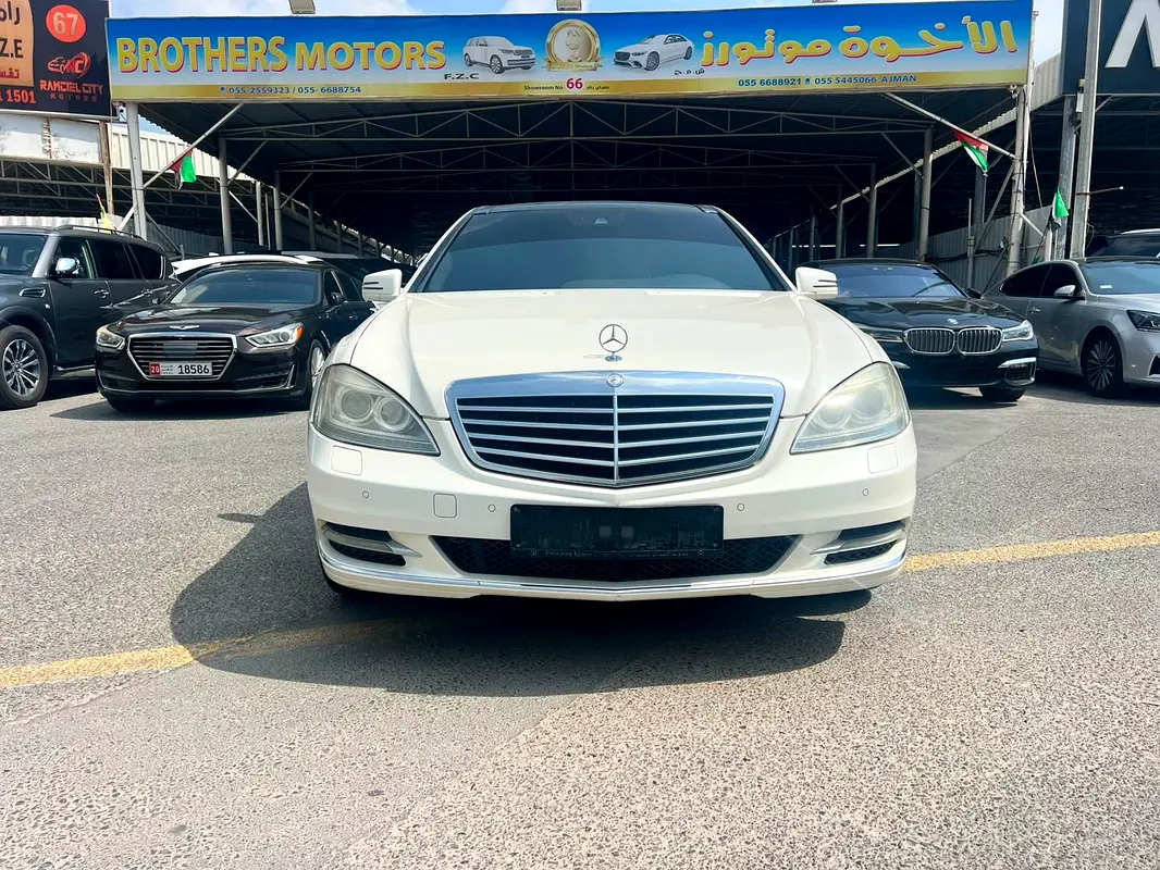 Mercedes-Benz S-Class 2012 — photo 1 of 20
