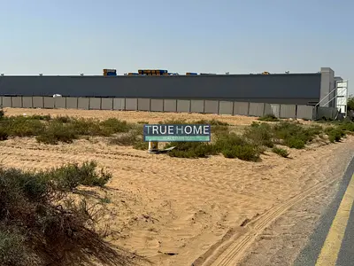 200.000sqft land for sale