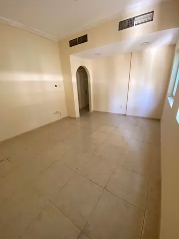 غرفة وصالة بتكييف مركزي في القاسمية