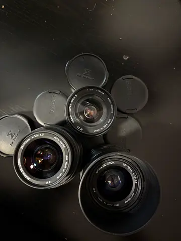Manual 50mm f/1.4 Prime Lens with Macro Ring (Vintage, M42 mount) all together.