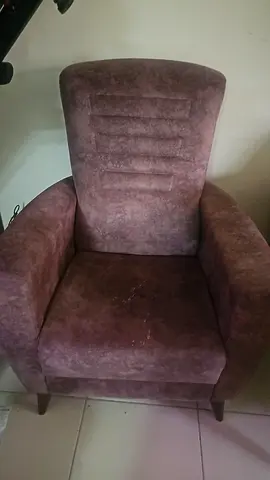 Comfortable Fabric Armchair in Mauve