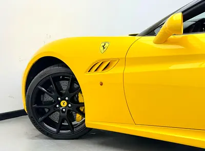 صورة مصغرة 5 لـ 2013 Ferrari CALIFORNIA