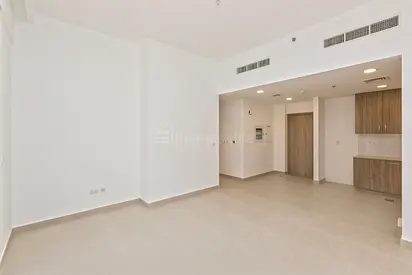 Pool View | High Floor | Ready to Move in