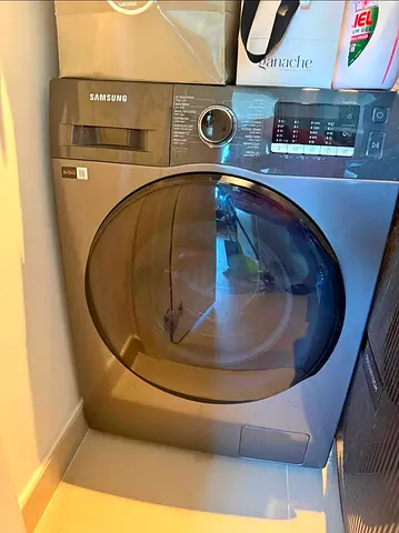 Samsung 2in1 Washing machine With 100% Dryer 8/6KG Capacity Gray Color Excellent Condition