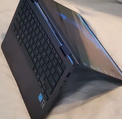 Samsung Galaxy Book 3 Pro X360 - 13th GEN - OLED Display Rotatable - Best Battery Time hp envy