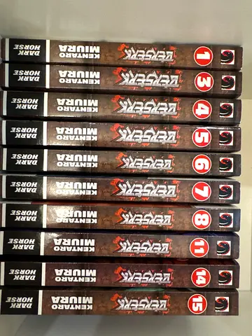 Berserk manga volumes 1,3,4,5,6,7,8,11,14,15 (English?) - Dark Horse editions worth 680 didn’t use
