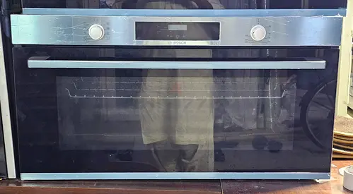 BOSCH built in oven 90cm like new condition Exellent
