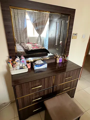 Dresser with seat