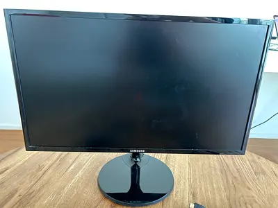Samsung LED Computer Monitor