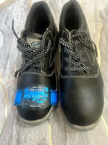 Black Leather Safety Work Boots — Size 45