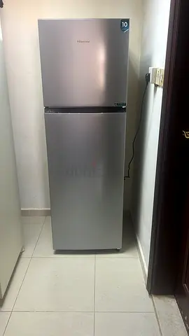 Hisense Top Freezer Refrigerator - 2 Door, Silver, Good Condition