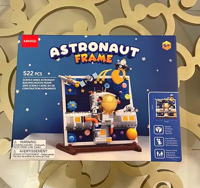 MINISO Toy Astronaut Lego Block Set