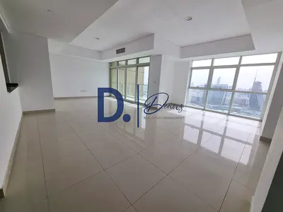 Exquisite 3BR & Maid's room | High Floor | Vacant