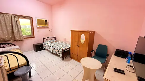 EXECUTIVE BED SPACE AVAILABLE FOR MALE BACHELOR NEAR UNION METRO  BUS STATION