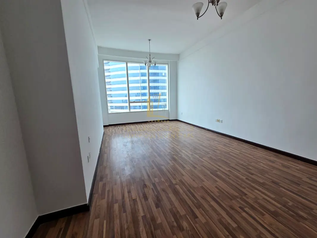 🏡 شقة فاخرة للبيع – مساحة استثنائية وتصميم راقٍ