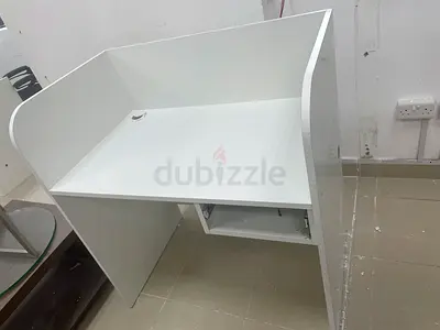 White compact study/computer desk with modesty panel